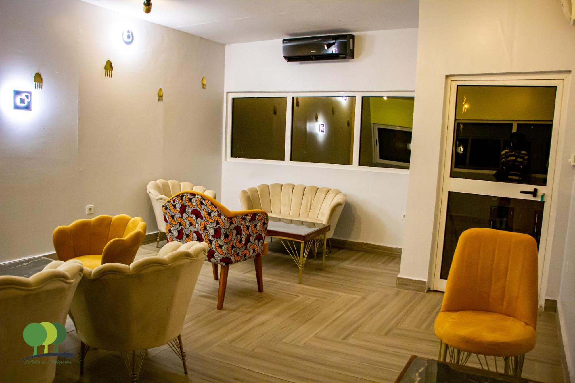 אואגדוגו Villa De L'Integration מראה חיצוני תמונה