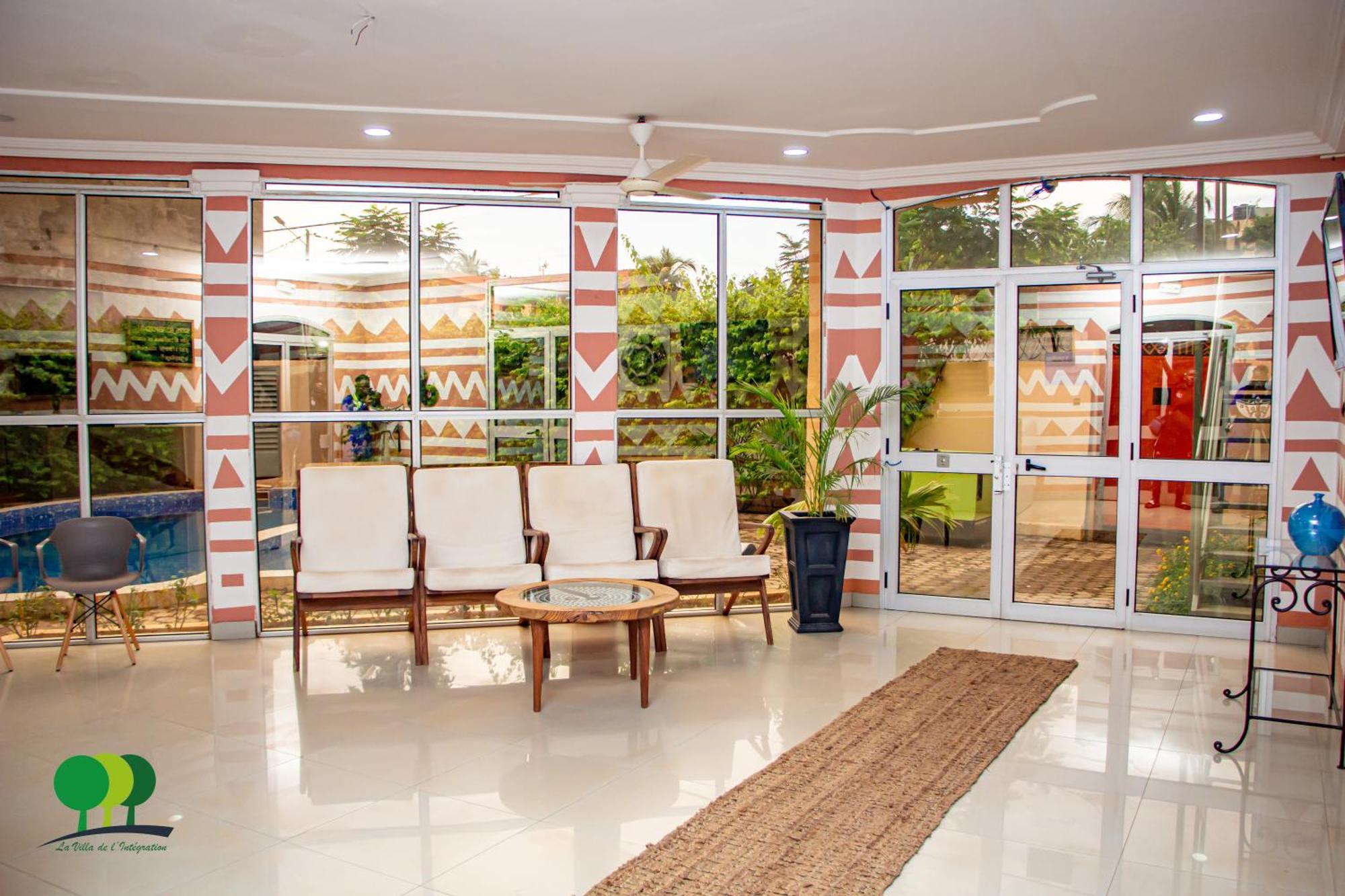 אואגדוגו Villa De L'Integration מראה חיצוני תמונה